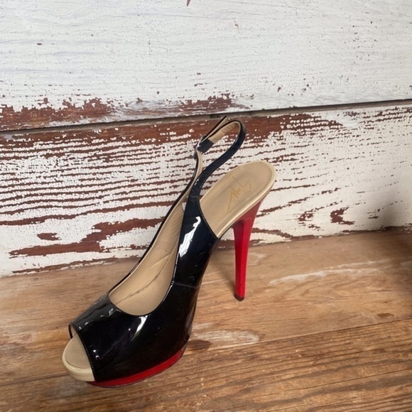 Giuseppi Zanotti Shoes - Giuseppi Zanotti Peep Toe Patent Leather Pump 8.5